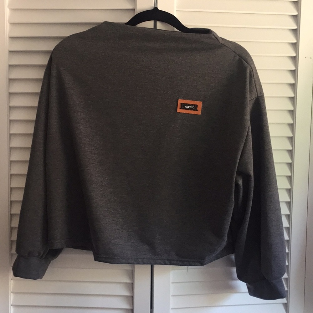 Artic Gray Cropped Sweatshirt